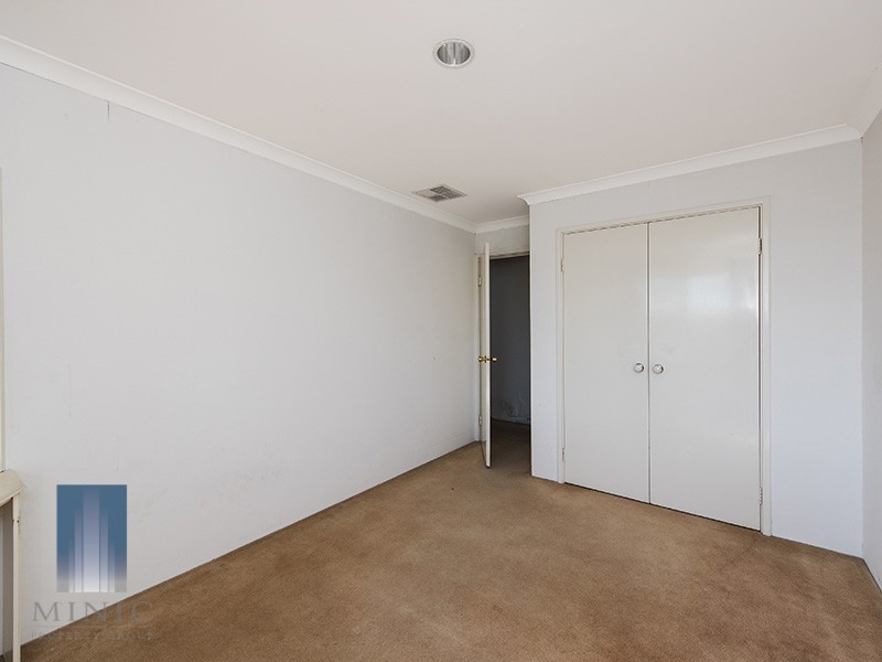 8 Prescott Drive, Murdoch WA 6150