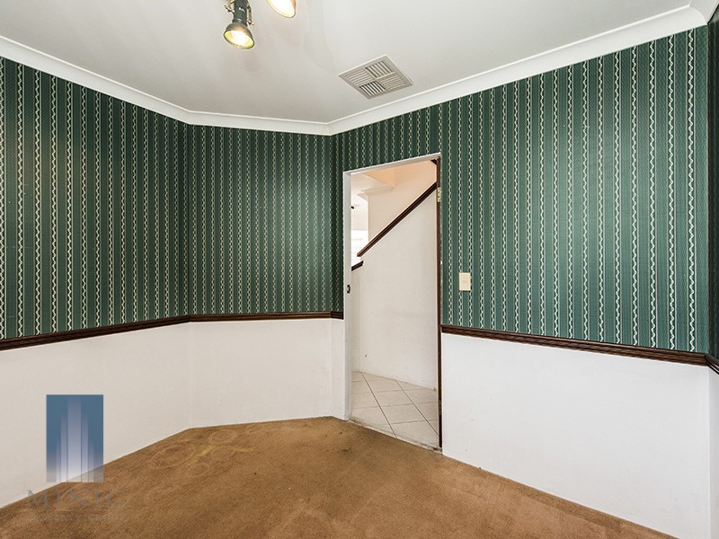 8 Prescott Drive, Murdoch WA 6150