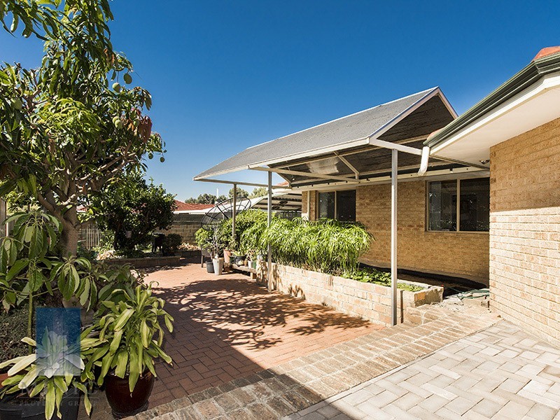 242 High Road, Riverton WA 6148