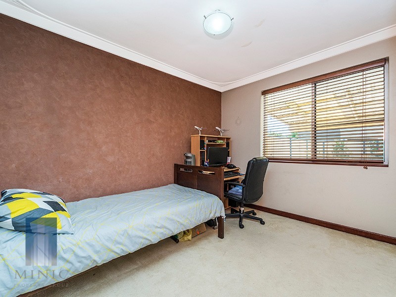 76A Vahland Avenue, Riverton WA 6148