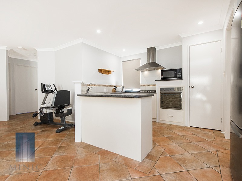 19 Dulwich Street, Beckenham WA 6107