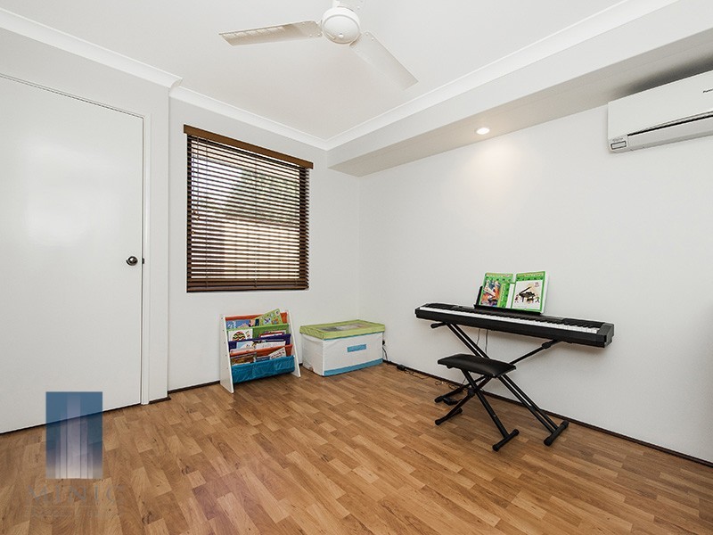 19 Dulwich Street, Beckenham WA 6107