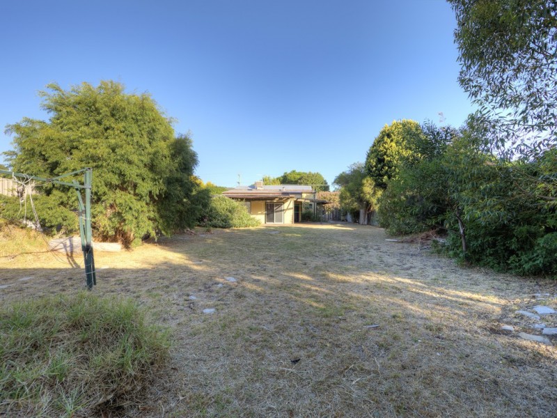 9 Bowden Place, Armadale WA 6112