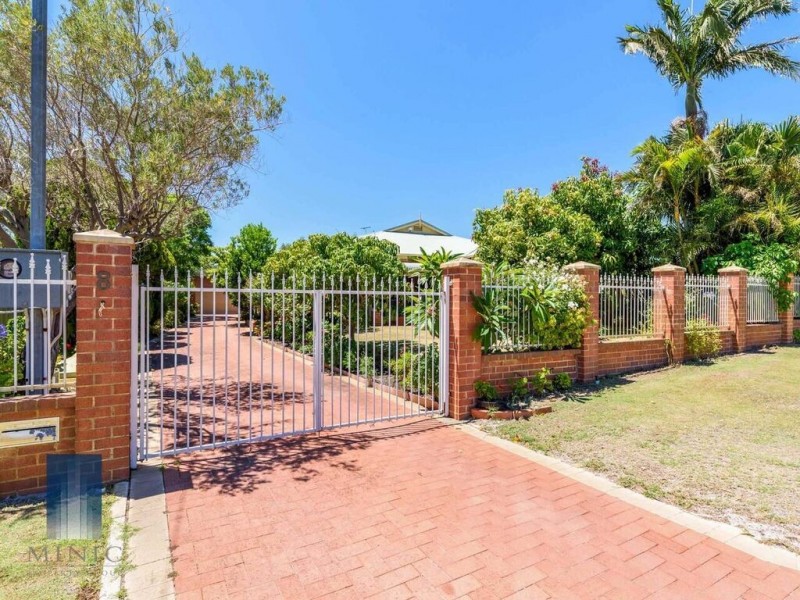 8 Tricourt Grove, Riverton WA 6148