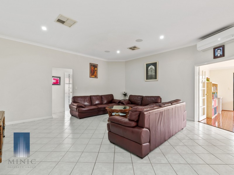 15 Orkney Crescent, Canning Vale WA 6155