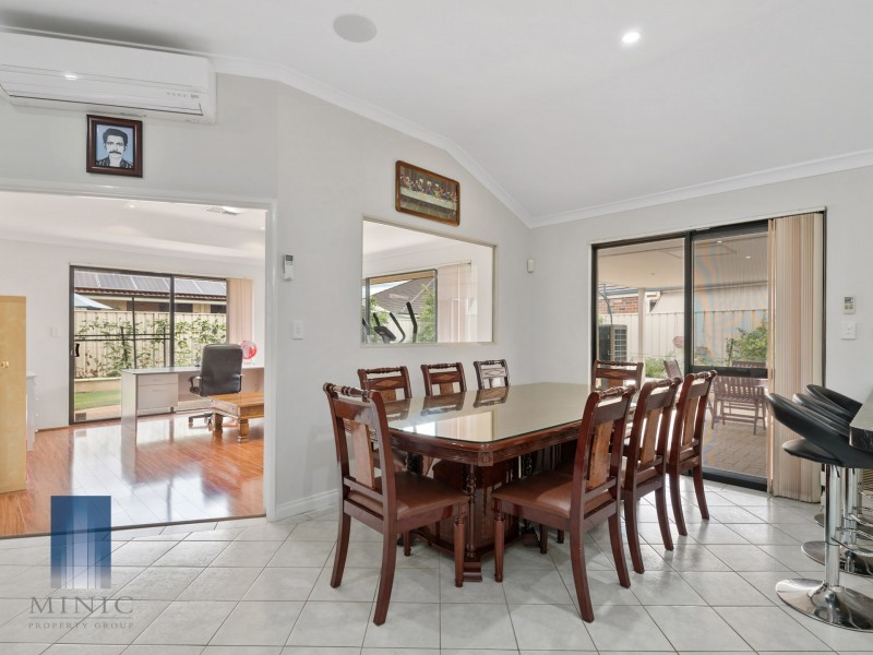 15 Orkney Crescent, Canning Vale WA 6155