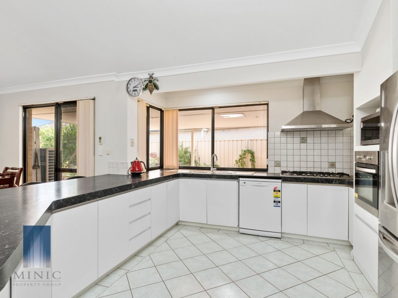 15 Orkney Crescent, Canning Vale WA 6155