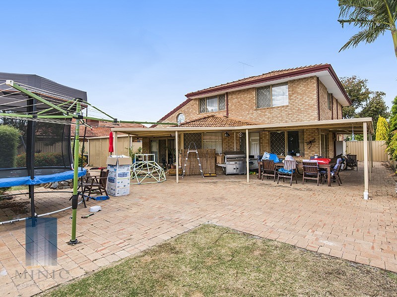 4 Burtonia Place, Canning Vale WA 6155