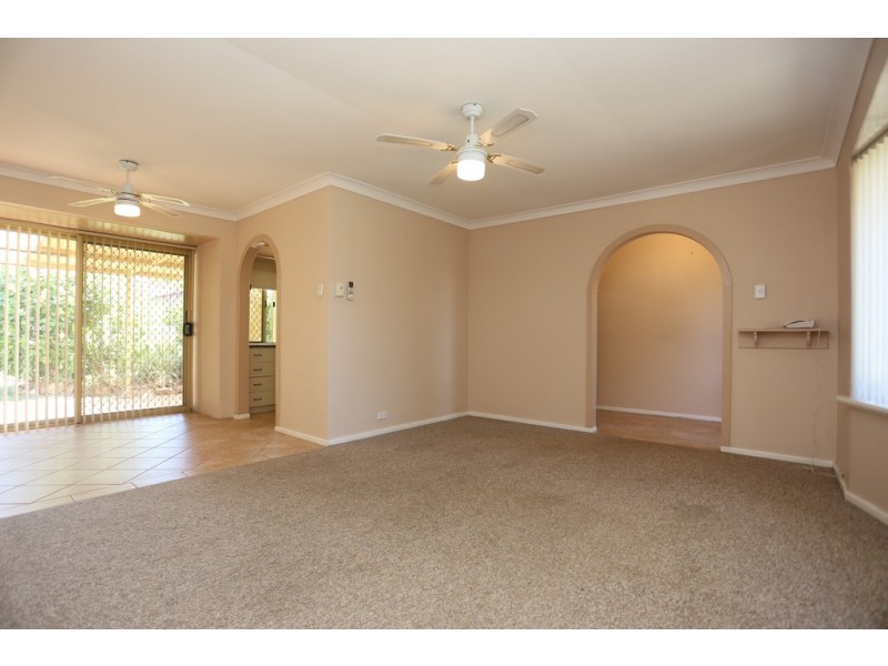 106 Hale Road, Forrestfield WA 6058