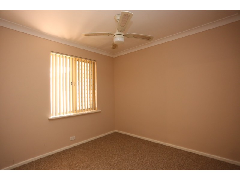 106 Hale Road, Forrestfield WA 6058