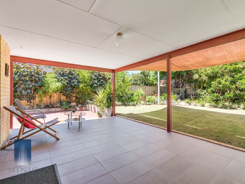 4 Excelsior Drive, Canning Vale WA 6155