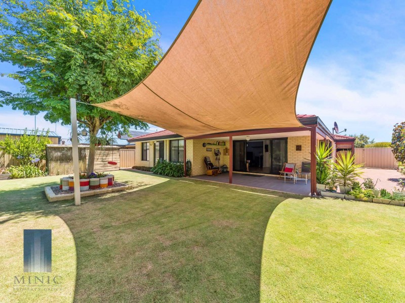 4 Excelsior Drive, Canning Vale WA 6155