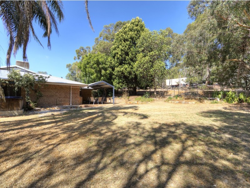 11 Bamlett Street, Mount Nasura WA 6112