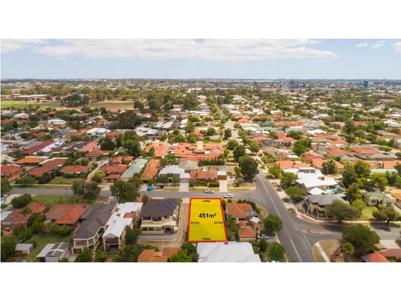 2A Klem Avenue, Salter Point WA 6152