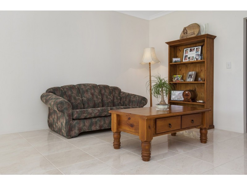 4 Formby Road, Meadow Springs WA 6210