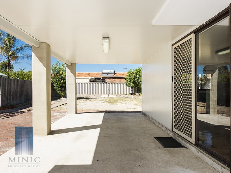 411 High Road, Parkwood WA 6147