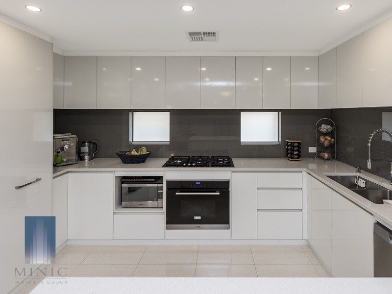 17 Vervain Way, Riverton WA 6148