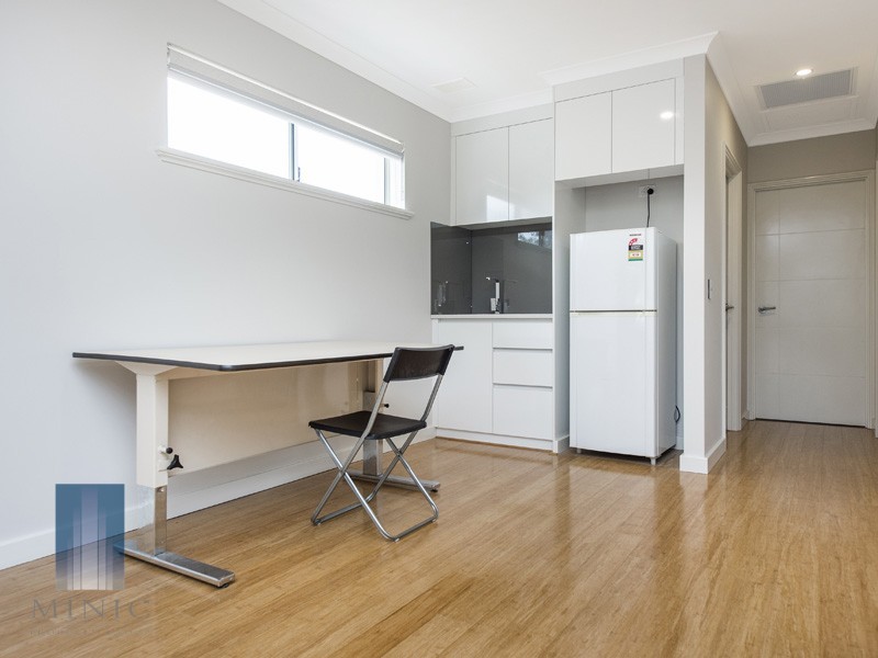17 Vervain Way, Riverton WA 6148