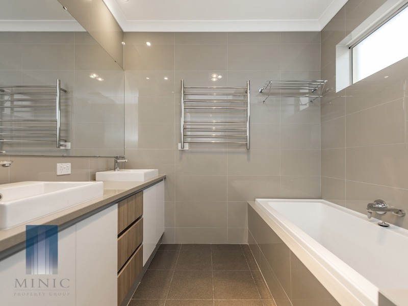 17 Vervain Way, Riverton WA 6148