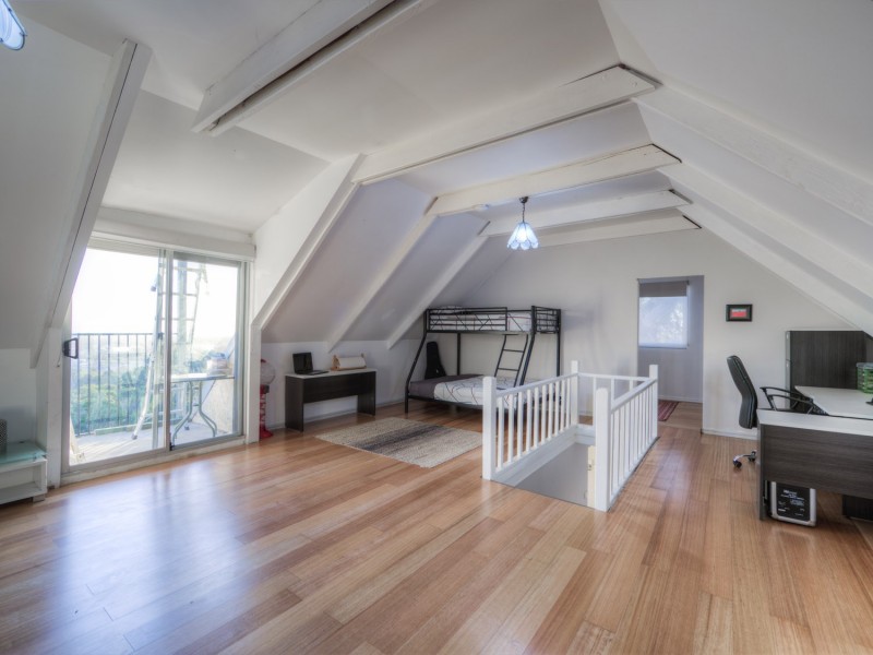 24 Bedfordale Hill Road, Mount Richon WA 6112