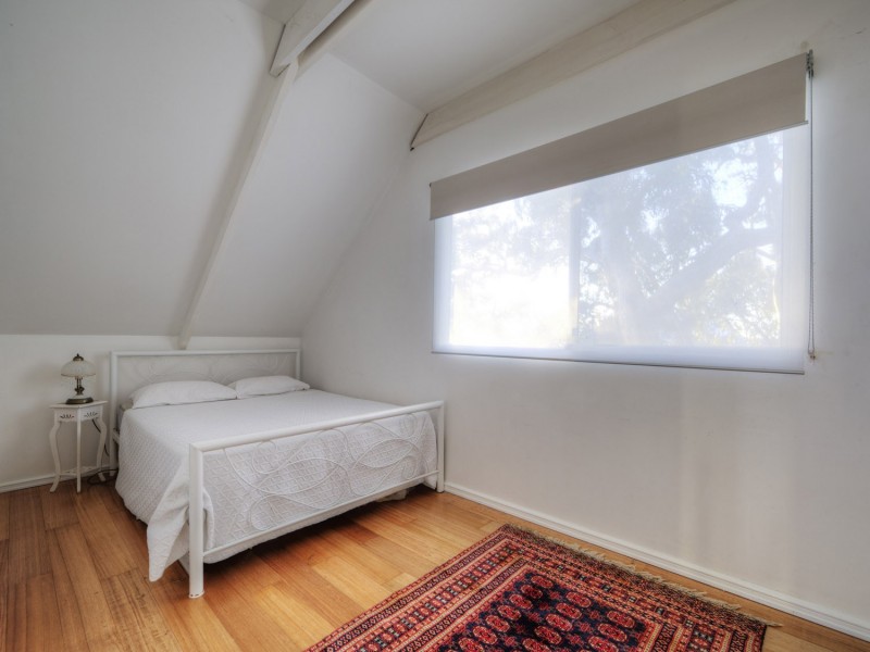 24 Bedfordale Hill Road, Mount Richon WA 6112