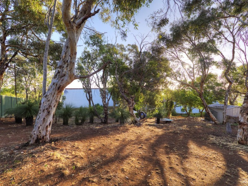 24 Bedfordale Hill Road, Mount Richon WA 6112