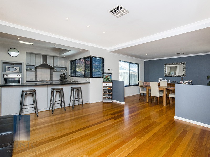 14 Ambleside Way, Canning Vale WA 6155