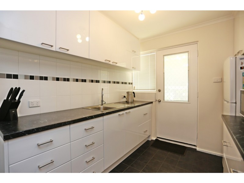 11/151 Douglas Avenue, Kensington WA 6151