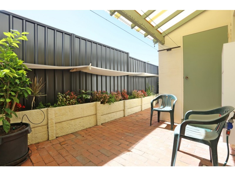 11/151 Douglas Avenue, Kensington WA 6151