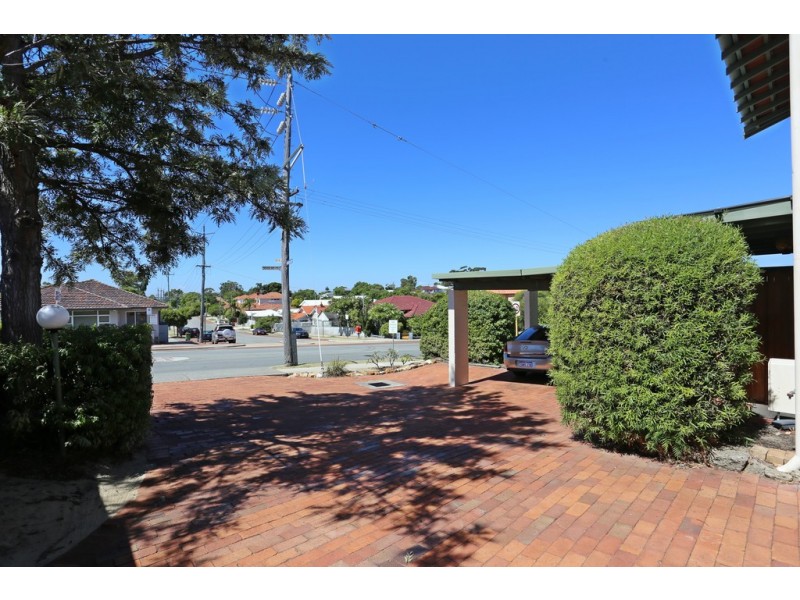 11/151 Douglas Avenue, Kensington WA 6151