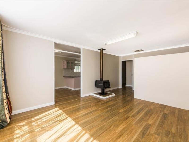 9 Oscar Street, Armadale WA 6112