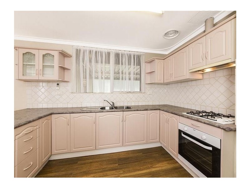 9 Oscar Street, Armadale WA 6112