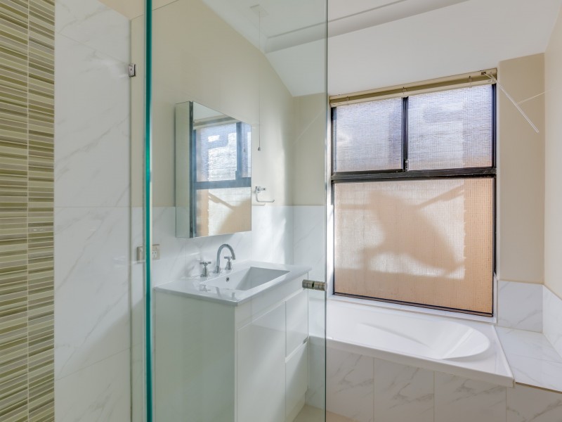 3 Belaring Place, Kenwick WA 6107
