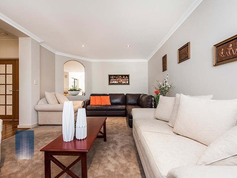 171B Riseley Street, Booragoon WA 6154