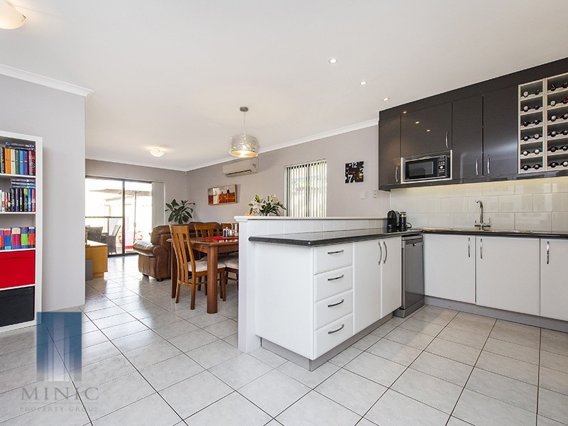 14/8 Toledo Close, Cannington WA 6107