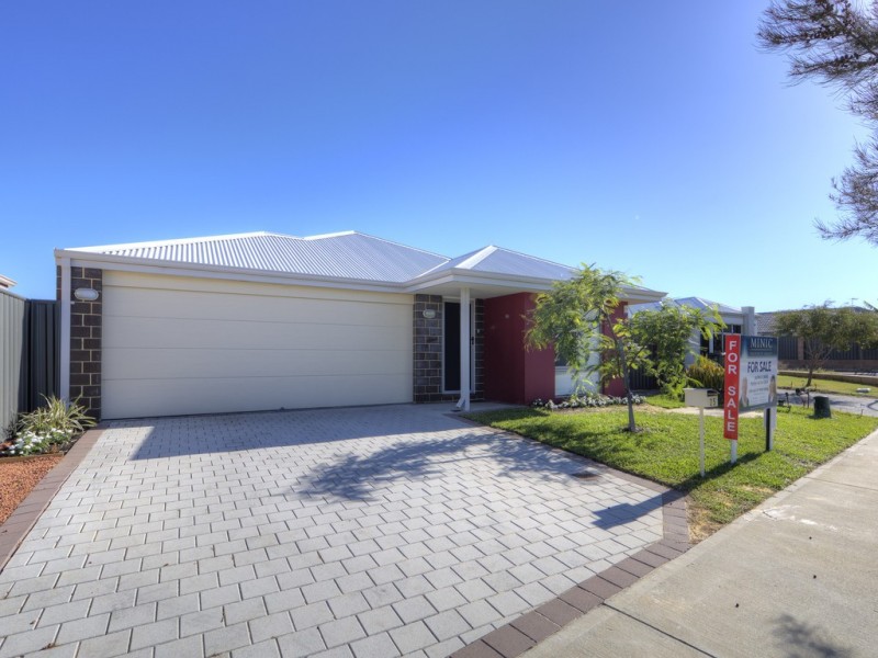 25 Calvert Loop, Hilbert WA 6112