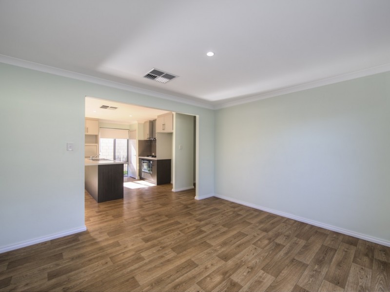 25 Calvert Loop, Hilbert WA 6112