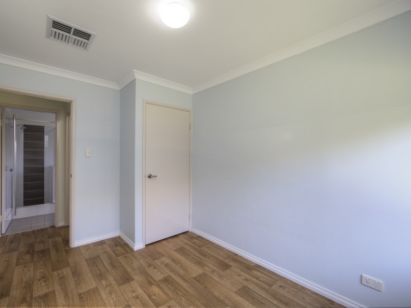 25 Calvert Loop, Hilbert WA 6112