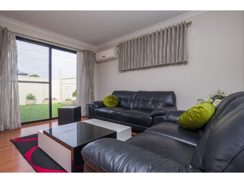3 26 Prince Street, Queens Park WA 6107