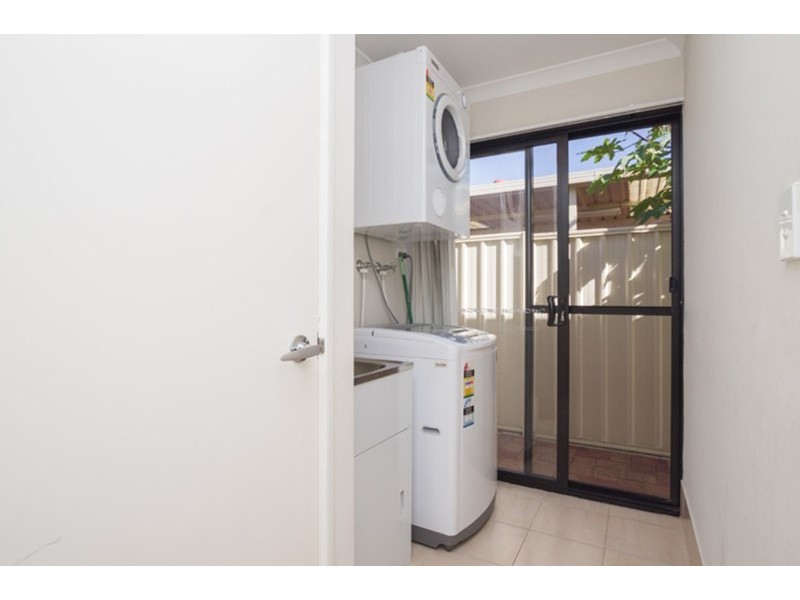 3 26 Prince Street, Queens Park WA 6107