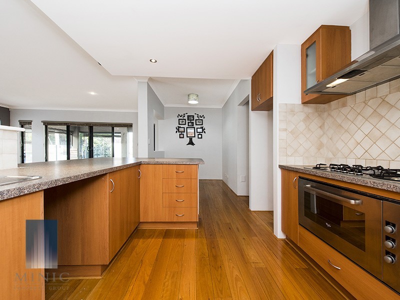 58 Hawkevale Road, High Wycombe WA 6057