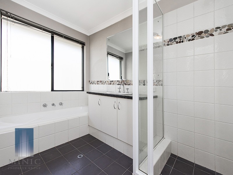 58 Hawkevale Road, High Wycombe WA 6057