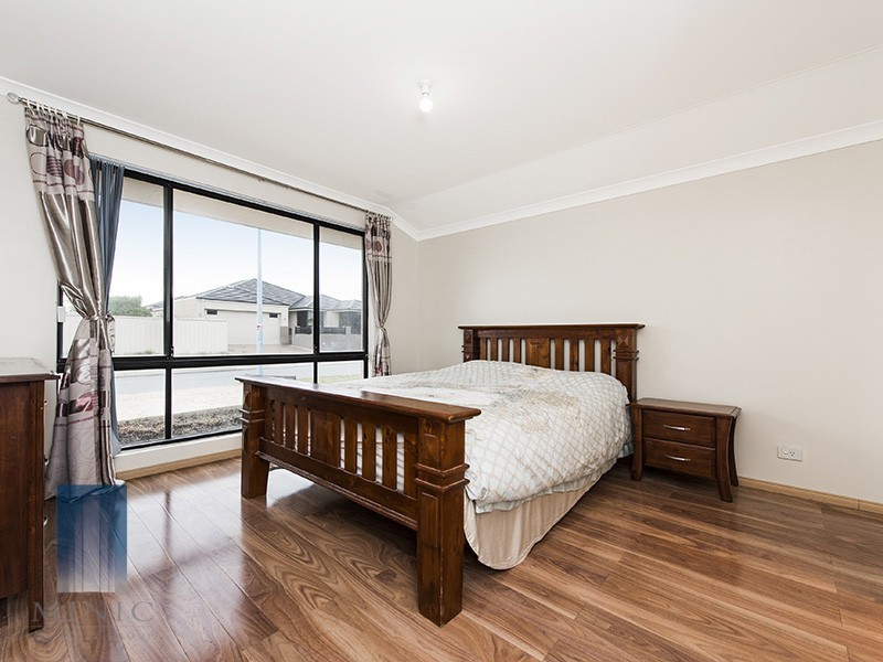 3 Hoop Place, Canning Vale WA 6155