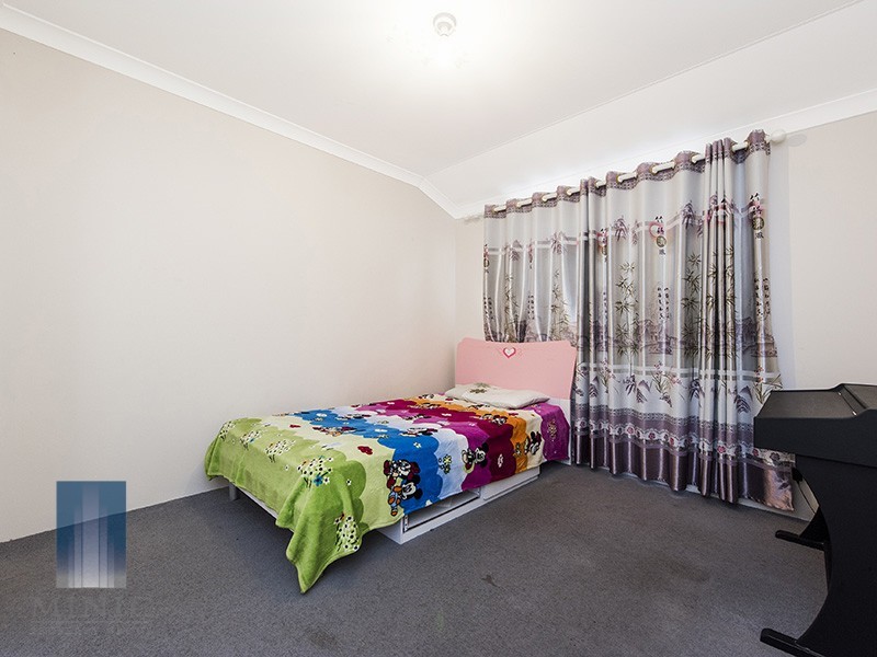 3 Hoop Place, Canning Vale WA 6155