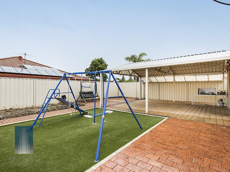 3 Hoop Place, Canning Vale WA 6155