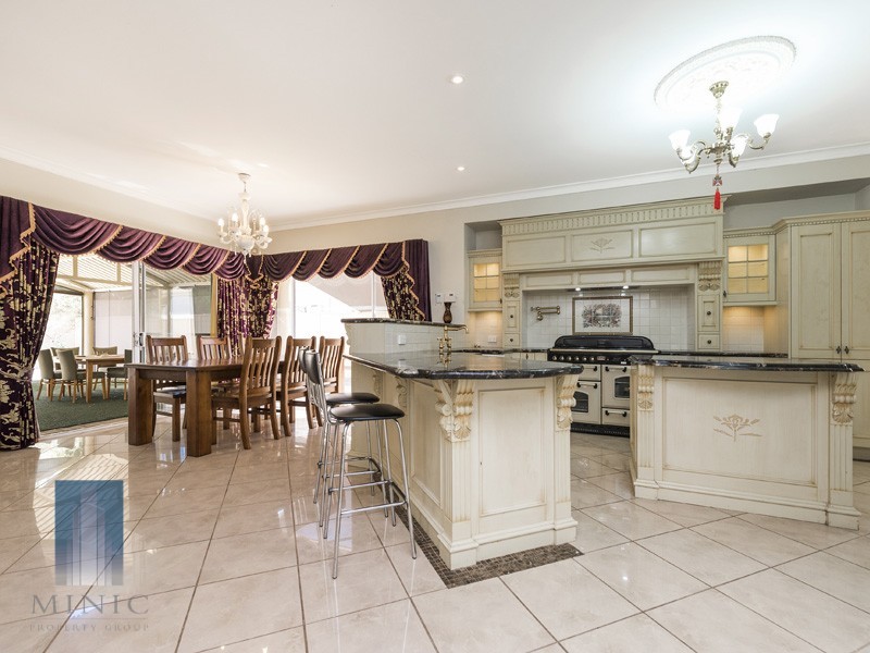 57 Bennett Drive, Canning Vale WA 6155