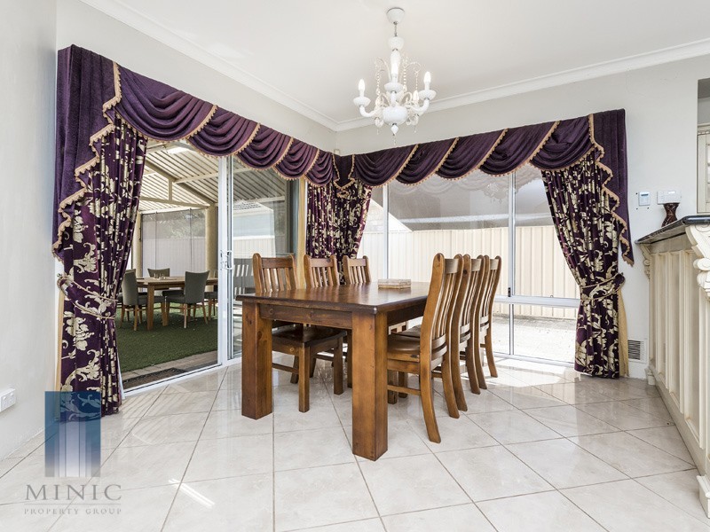 57 Bennett Drive, Canning Vale WA 6155