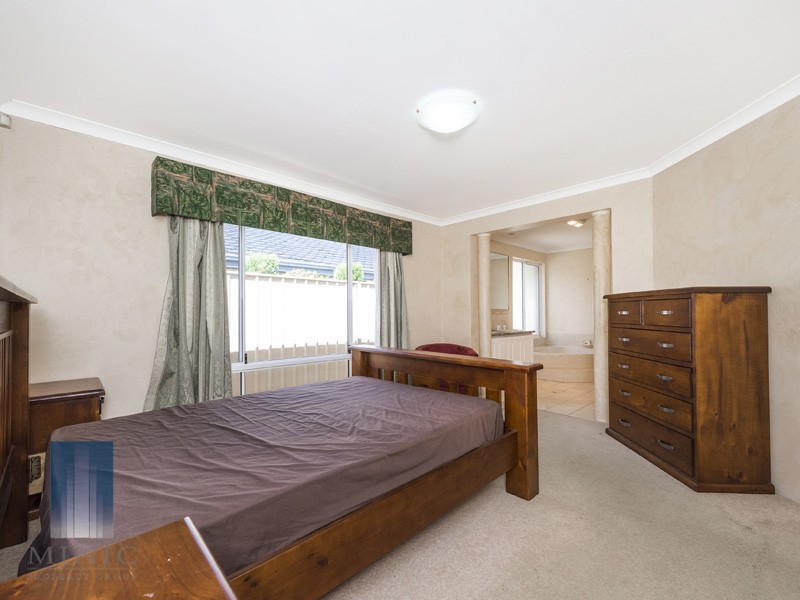 57 Bennett Drive, Canning Vale WA 6155