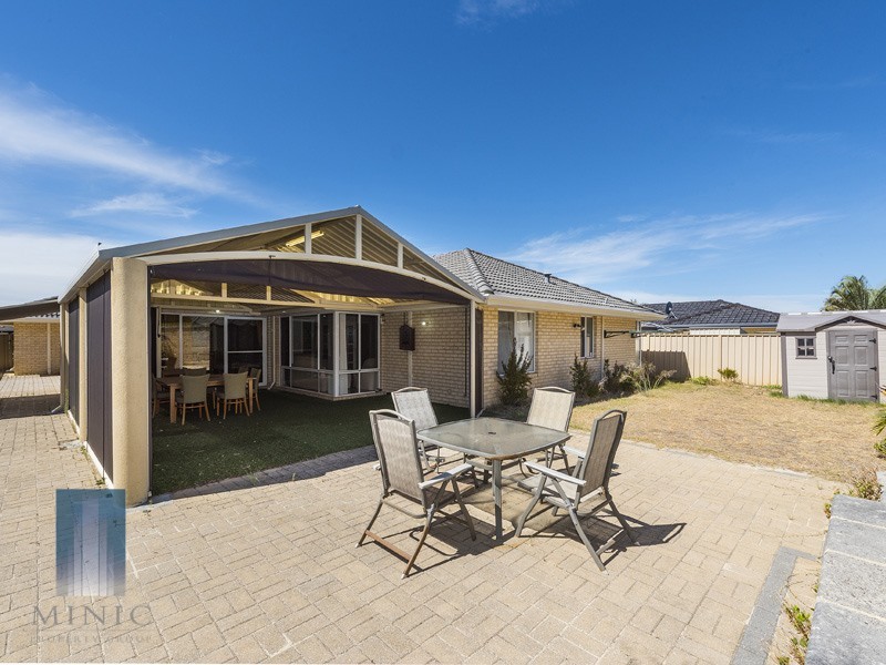 57 Bennett Drive, Canning Vale WA 6155