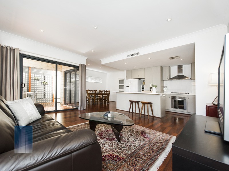 15A Surrey Road, Wilson WA 6107